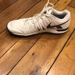 Men’s Nike Air Zoom Vapor 9 Tour